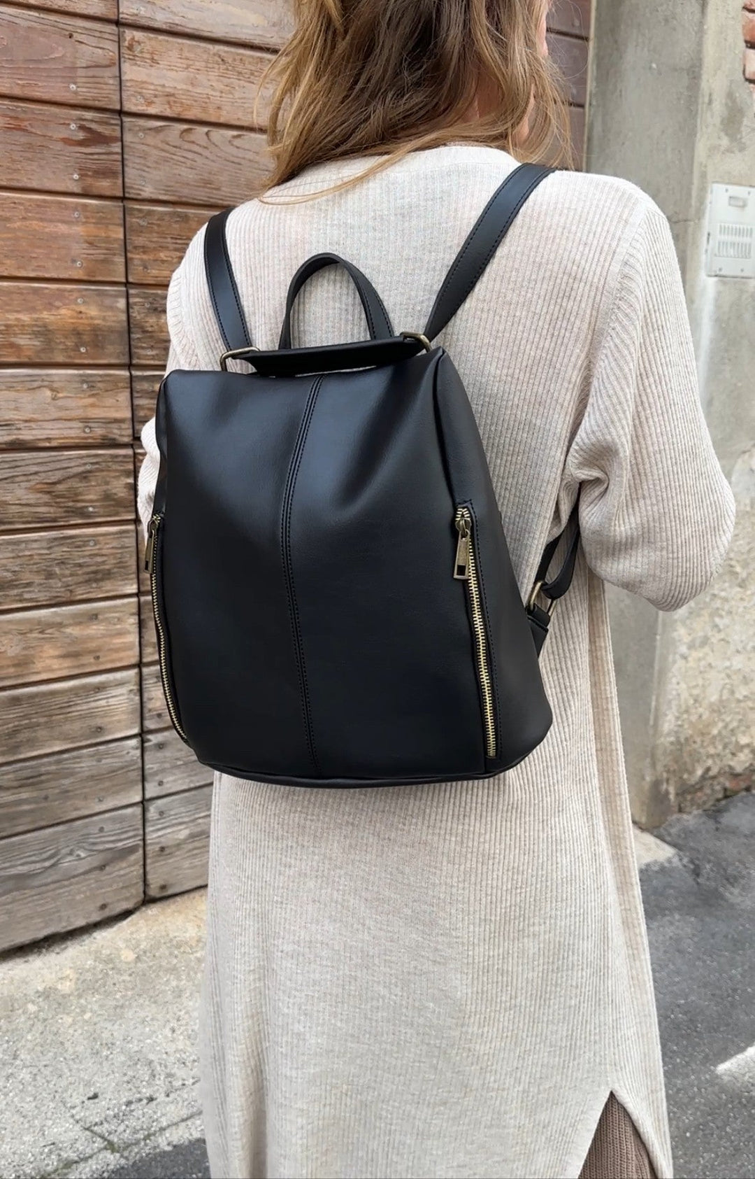 sac à dos en cuir vegan noir