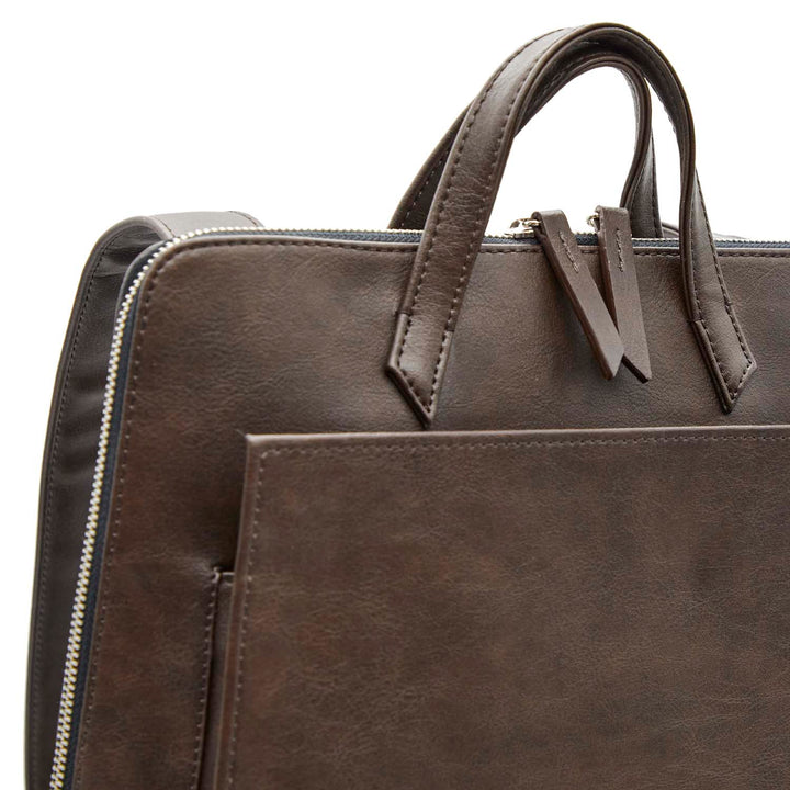 Sac à dos en cuir vegan marron pour ordinateur portable