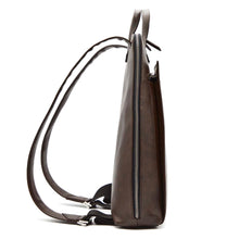 Charger l'image dans la galerie, Sac à dos plat en cuir vegan marron pour ordinateur portable