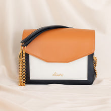 Load image into Gallery viewer, sac à main en cuir vegan de pomme couleur marine camel et blanc marque Alénore