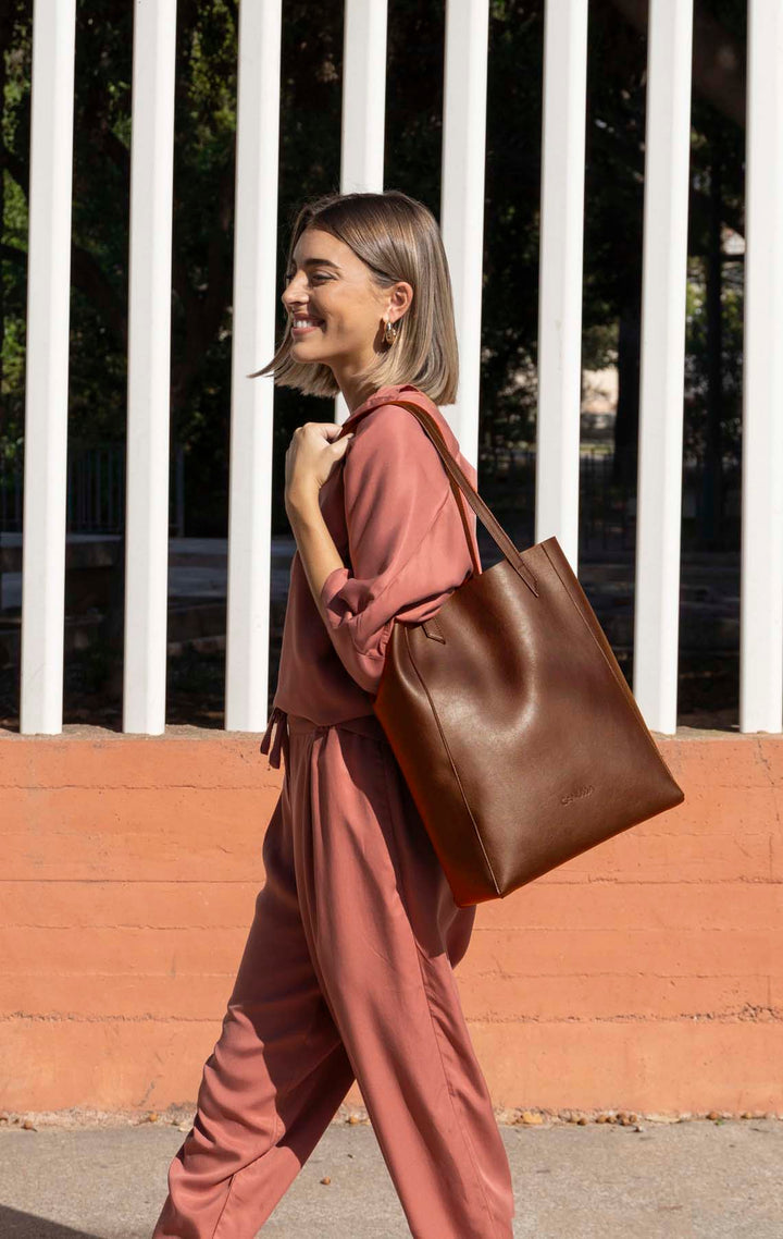 sac marron en cuir vegan