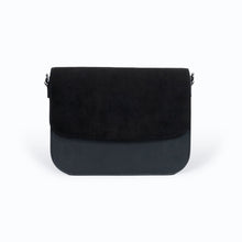 Charger l&#39;image dans la galerie, Sac vegan femme Brigitte Oxymore Noir – sac à main en cuir de pomme Uppeal™