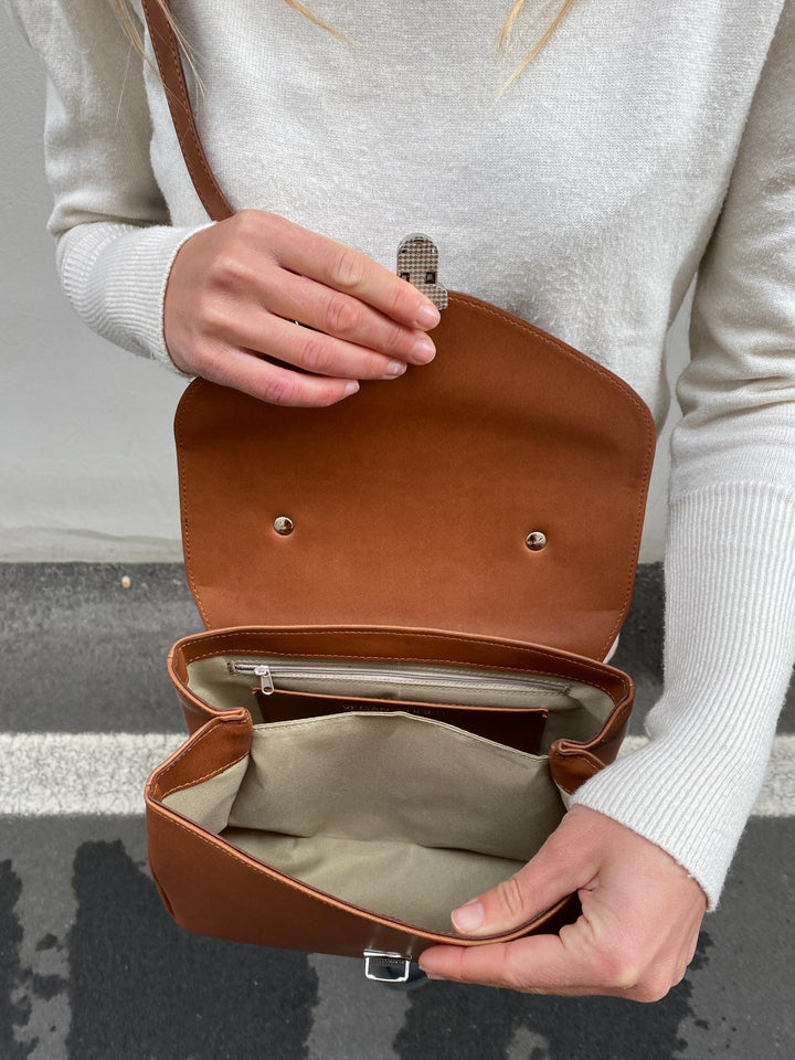 Sac à main vegan en cuir vegan de pomme marron