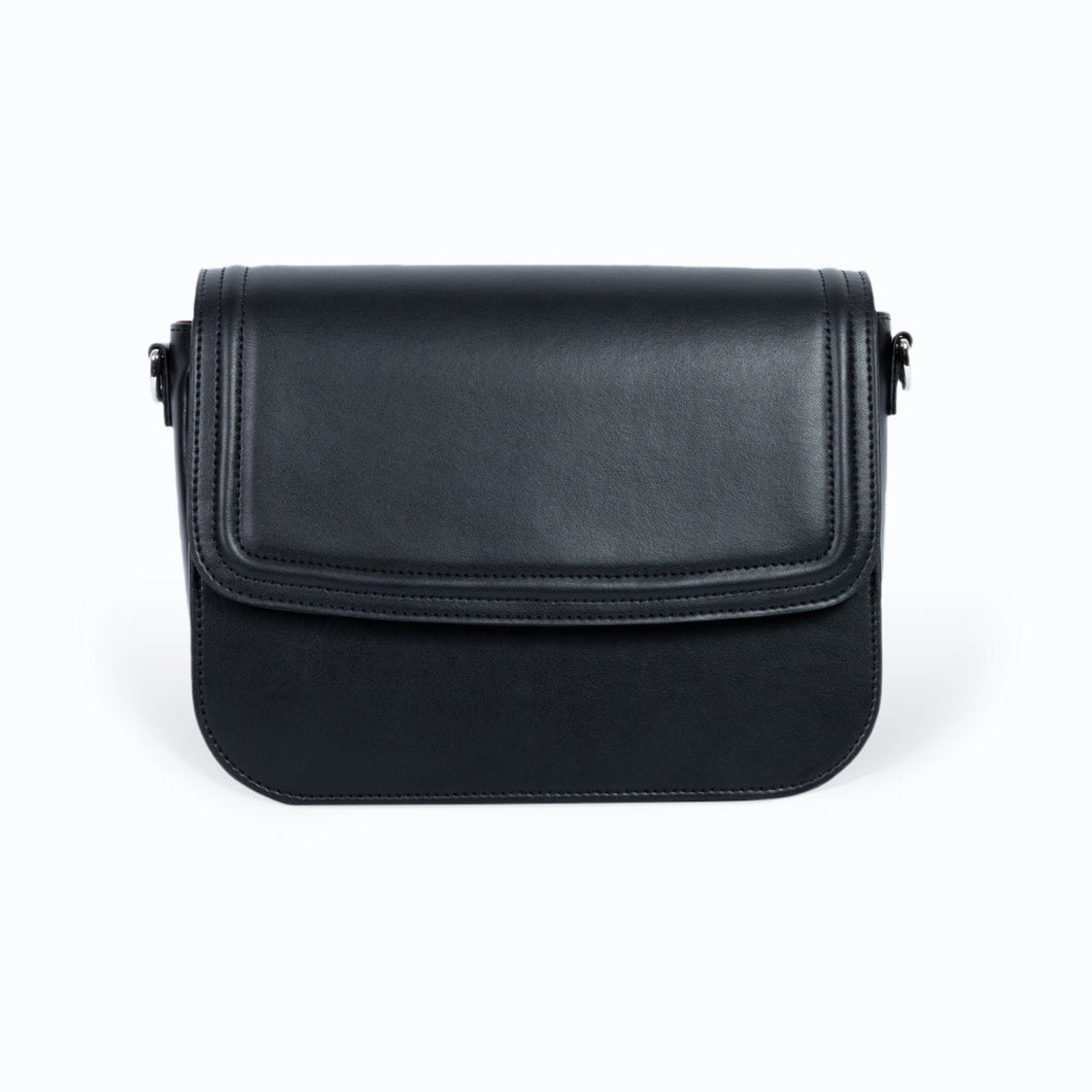 Sac vegan Brigitte, un incontournable d'une garde robe chic et responsable 