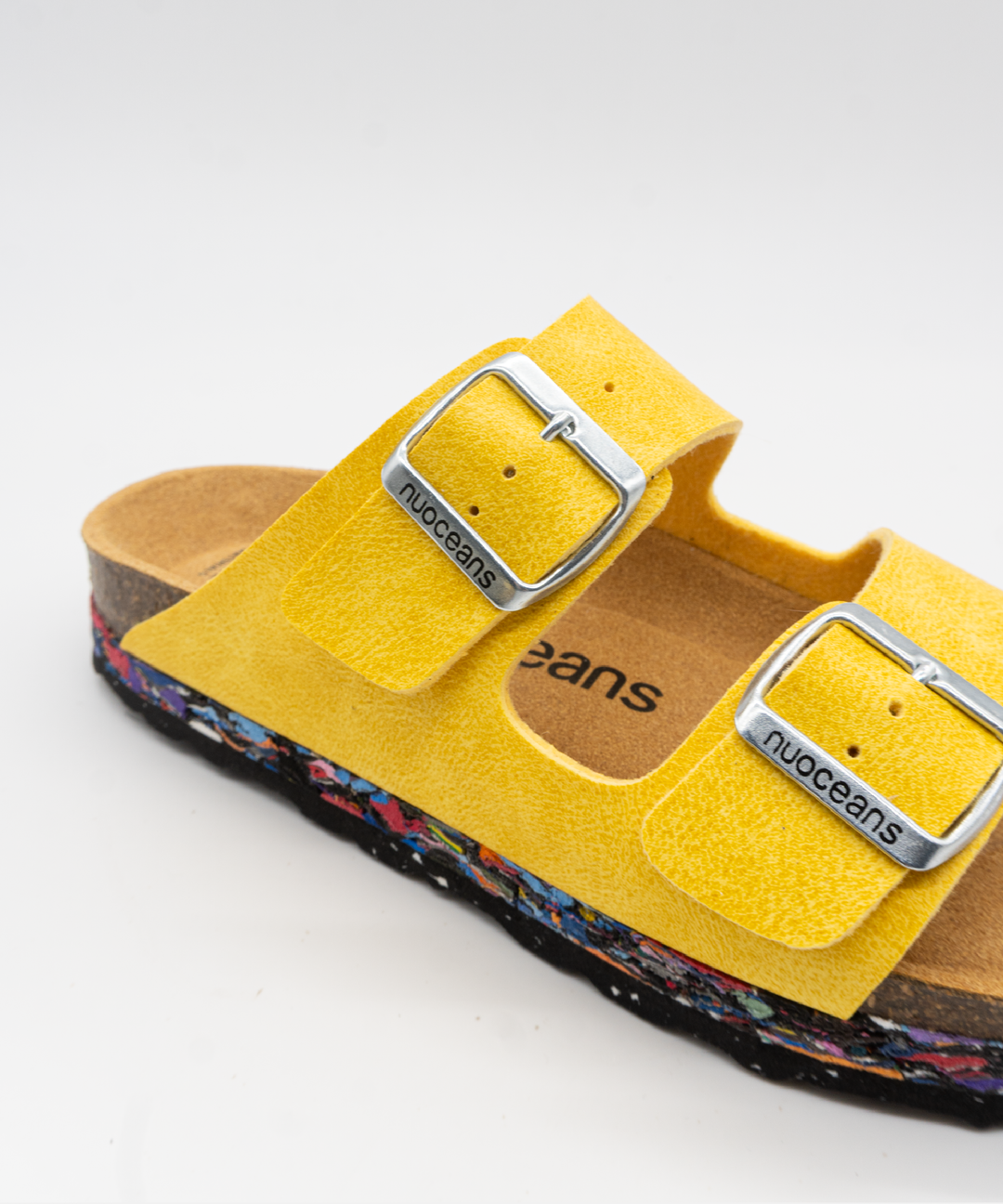 sandales jaune à deux brides de la marque Nuoceans