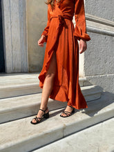 Load image into Gallery viewer, sandales à talons en cuir vegan noir à lanières fines