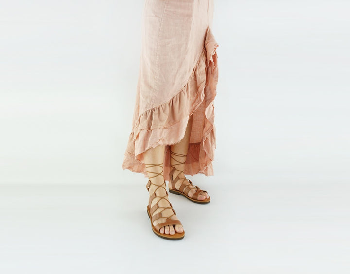 sandales gladiateur en cuir vegan marron