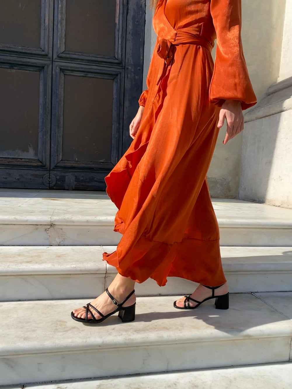 sandales à talons en cuir vegan noir à lanières fines
