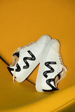 Charger l&#39;image dans la galerie, Straps Wild Walker noir pour baskets personnalisées