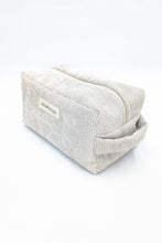 Load image into Gallery viewer, trousse en velours ecru