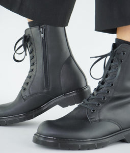 bottines noire à lacet en cuir vegan
