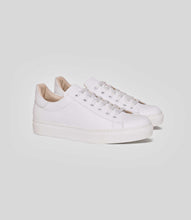 Charger l'image dans la galerie, Vegan sneakers handmade in Italy, featuring a sleek white design, breathable materials, and handcrafted quality.