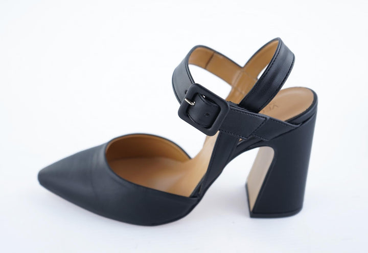 chaussures à talons noires conçues à partir d&