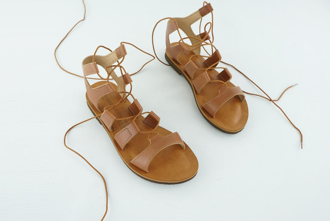 sandales gladiateur en cuir vegan marron