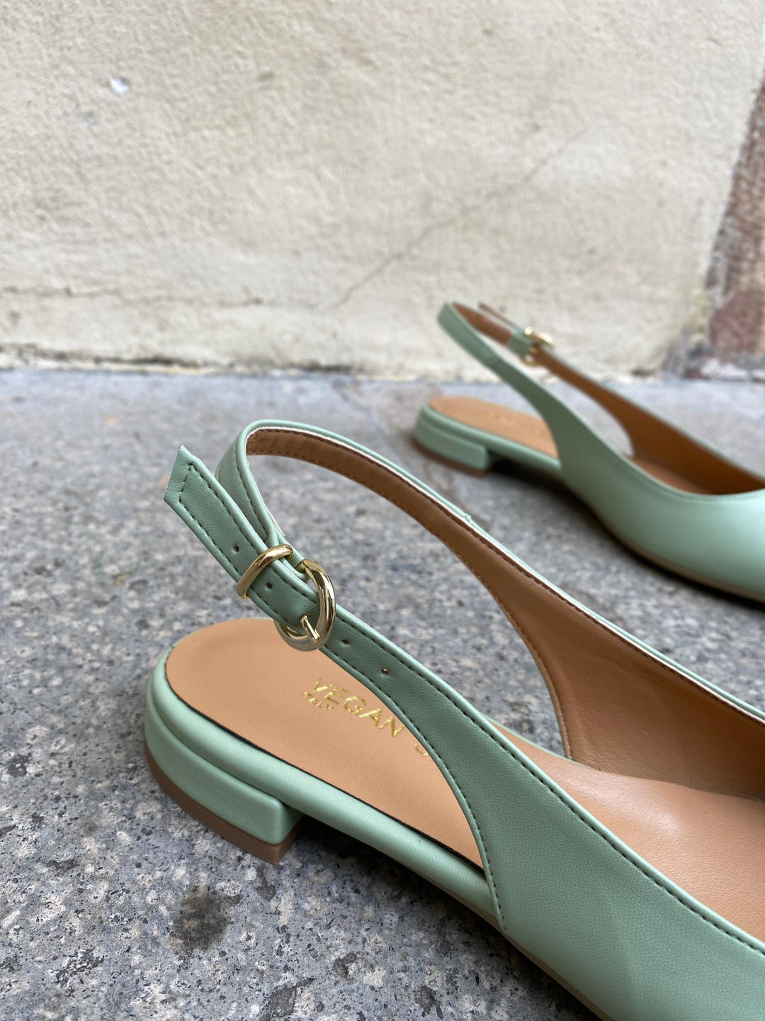 Ballerines slingback eco responsable à bout pointu couleur verte