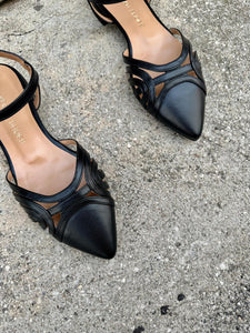 chaussures vegan élégantes ouvertes