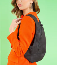 Load image into Gallery viewer, black Arsayo backpack