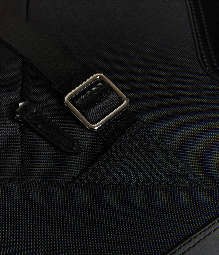 Sac à dos vegan pour femme Lively Apple Skin et nylon recyclé noir sans cuir, éthique, écoresponsable, écologique, recyclé et sans cruauté