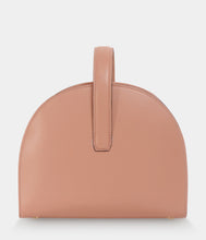 Load image into Gallery viewer, Sac demi-lune cuir vegan Eclipse Apple Skin Nude, haute maroquinerie végane