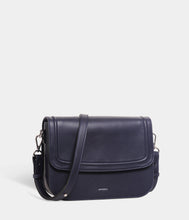 Charger l&#39;image dans la galerie, Sac vegan Brigitte bleu marine vegan sans cuir, haute maroquinerie végane Ashoka Paris