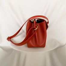 Load image into Gallery viewer, sac élégant en cuir vegan Terracotta