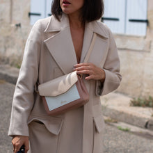 Load image into Gallery viewer, sac à main vegan en cuir de pomm