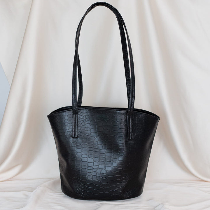 Grand sac en cuir vegan noir effet crocodile Alénore