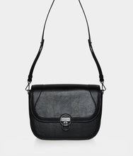 Charger l&#39;image dans la galerie, Sac à main Apple Skin Marilyn Amazone Lézard noir, sans cuir, éthique, écoresponsable, écologique, recyclé et sans cruauté.