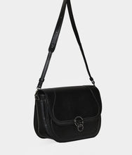 Charger l&#39;image dans la galerie, Sac à main Apple Skin Marilyn Amazone Lézard noir, sans cuir, éthique, écoresponsable, écologique, recyclé et sans cruauté.