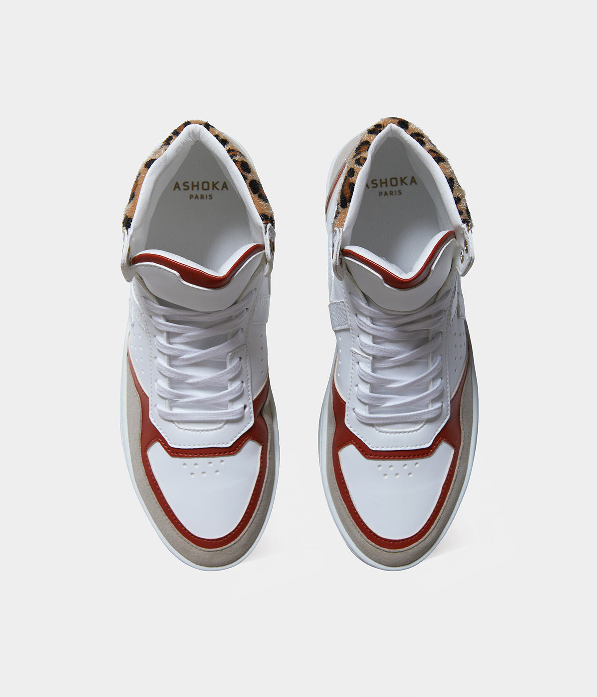 Laden Sie das Bild in den Galerie-Viewer, Sneaker Matéo montante biosourcée & recyclée terracotta-léopard vue haute - basket éthique, écoresponsable et vegan.