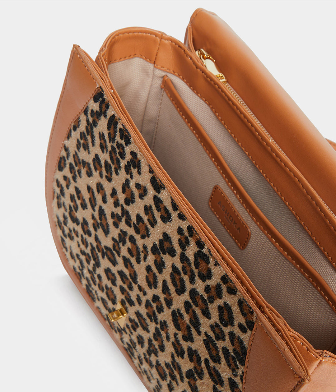 Sac à main Marilyn Amazone Léopard caramel Apple Skin, sans cuir, éthique, écoresponsable, écologique, recyclé et sans cruauté.