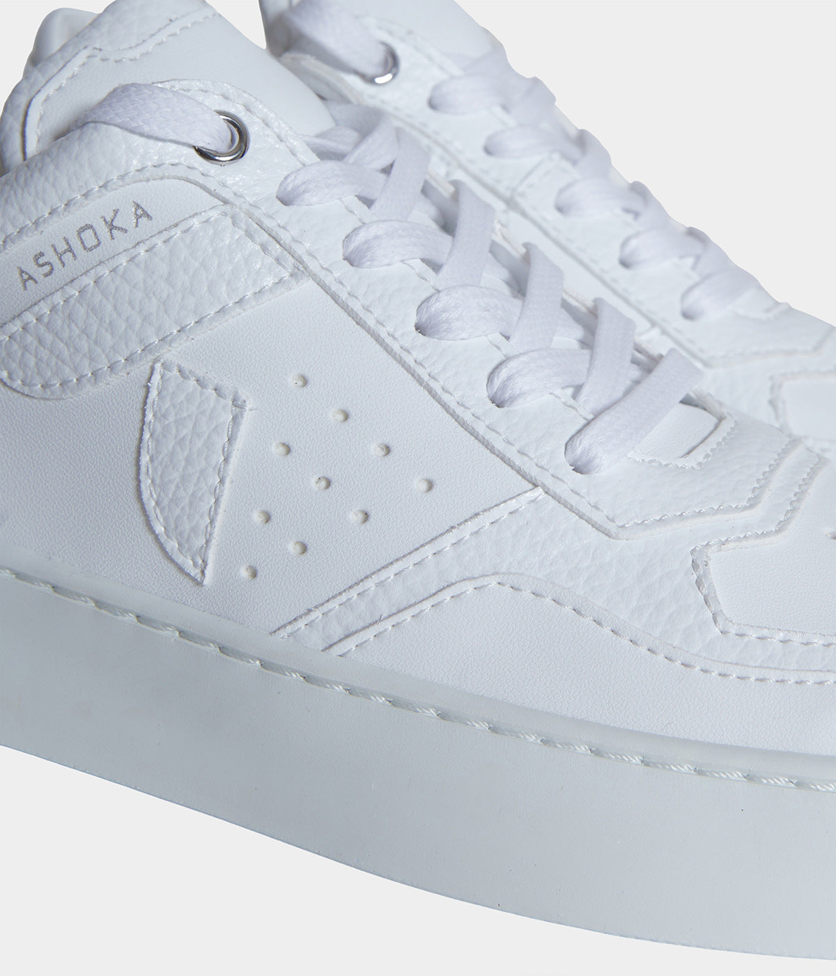 Mateo low white vegan sneakers Ashoka Paris Zebra Vegan Shop
