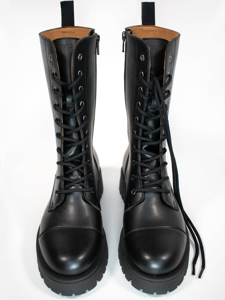 Bottines noires vegan à lacets montantes