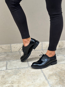 derbies vegan noir brillant femme