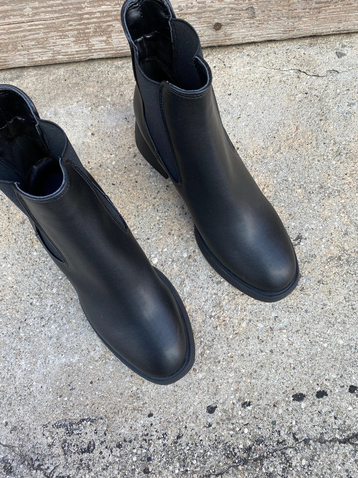 bottines noires vegan élégantes