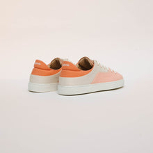 Load image into Gallery viewer, Basket After Surf femme en alter-cuir d&#39;ananas ivoire abricot packshot vue arrière