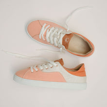 Load image into Gallery viewer, Basket After Surf femme en alter-cuir d&#39;ananas ivoire abricot packshot vue de dessus