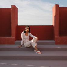 Load image into Gallery viewer, basket femme vegan cactus terracotta, vue de plein pied