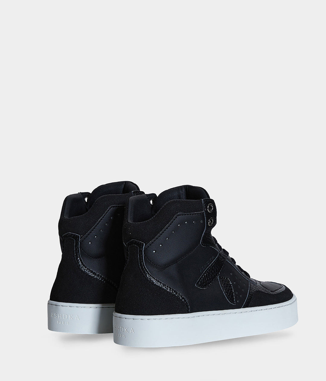 Sneaker Matéo montante biosourcée &amp; recyclée noire 3/4 arrière - Tennis éthique, écoresponsable et vegan