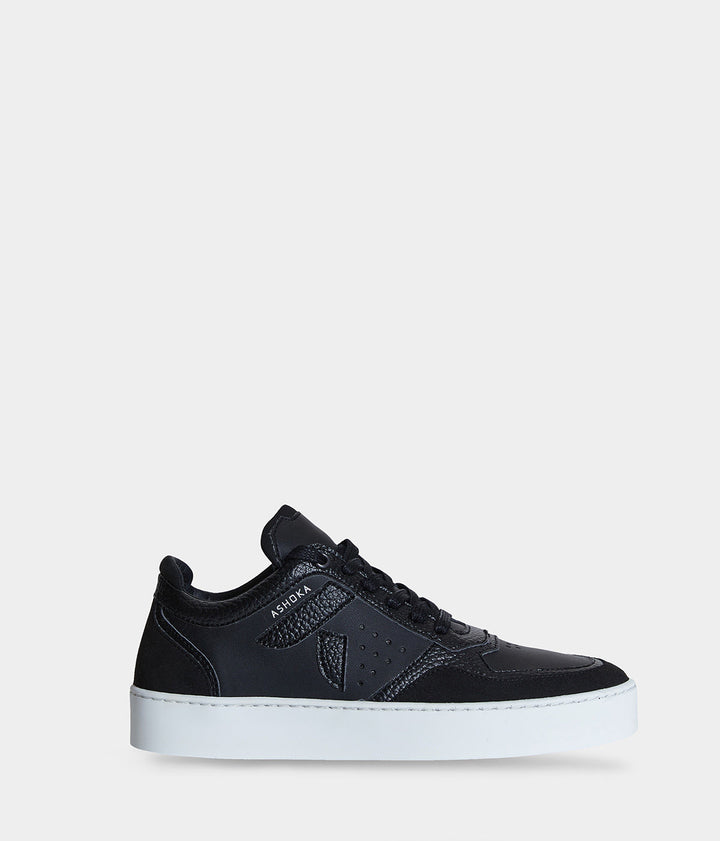Sneaker végétale Matéo basse biosourcée &amp; recyclée noire - Tennis éthique, écoresponsable et vegan