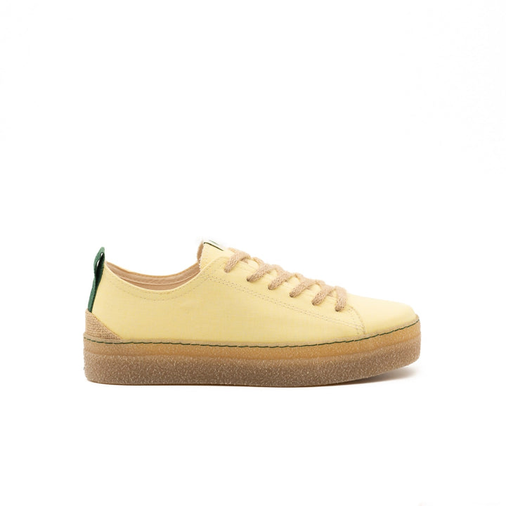 baskets vegan en toile jaune