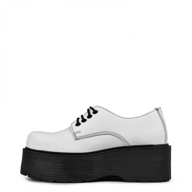 chaussures blanches vegan à plateforme