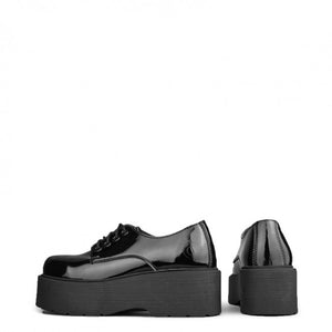 chaussures à plateforme noires vernies femme