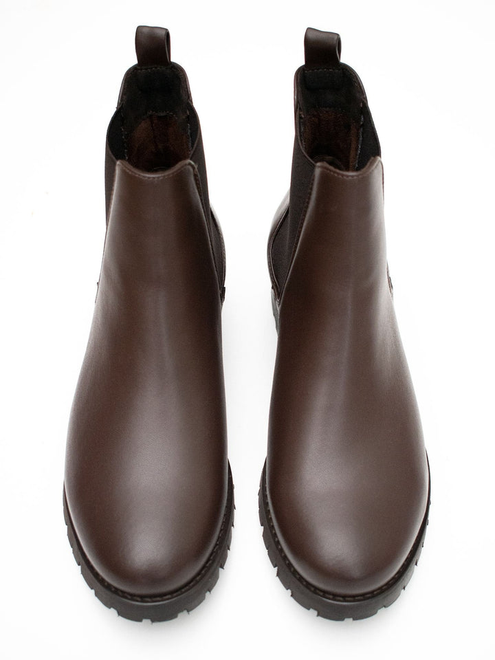 Bottines chelsea marrons avec semelle crantée