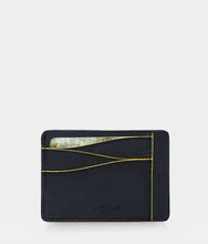 Charger l&#39;image dans la galerie, Grand porte-carte Mylo™️ jaune en mycélium, structure souterraine des champignons - éthique, écoresponsable, écologique, durable et sans cruauté