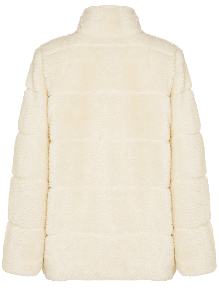 manteau vegan en fausse fourrure