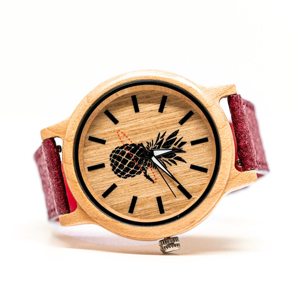 montre the traveler pineapple