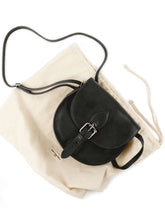 Charger l&#39;image dans la galerie, Vegan Women&#39;s Saddle Bag | Will&#39;s Vegan Store