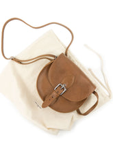 Charger l&#39;image dans la galerie, Vegan Women&#39;s Saddle Bag | Will&#39;s Vegan Store