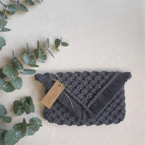 Pochette macramé